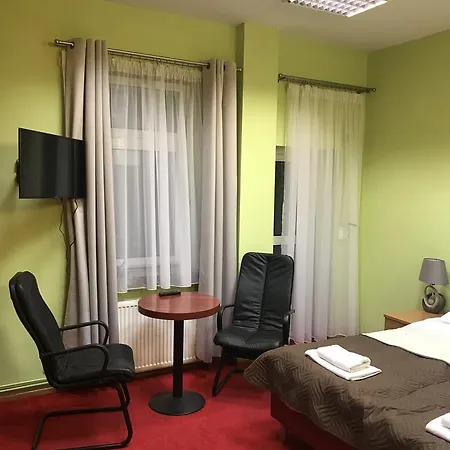 Aplauz Hostal *
