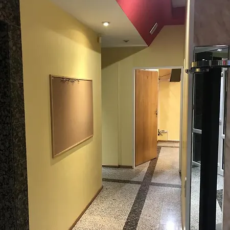 Aplauz Hostal